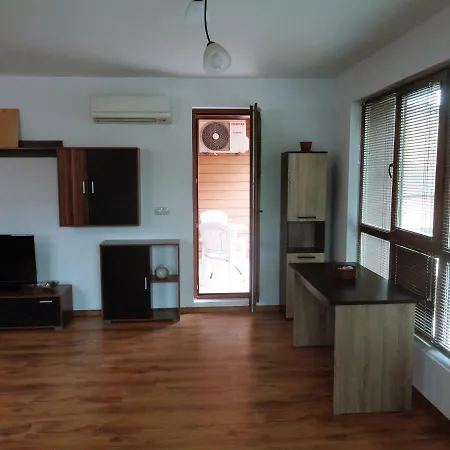 Ganz Real Estate Sarafovo 1 公寓 *